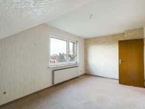 Zimmer 5 oder Küche oben