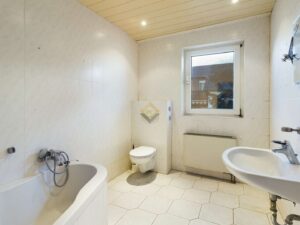 Badezimmer unten