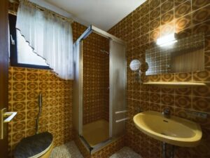 Bad mit Dusche