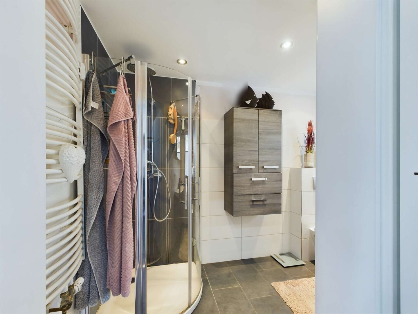BADEZIMMER WOHNUNG 2
