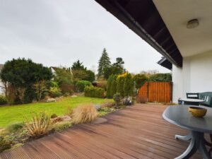 Terrasse + Garten