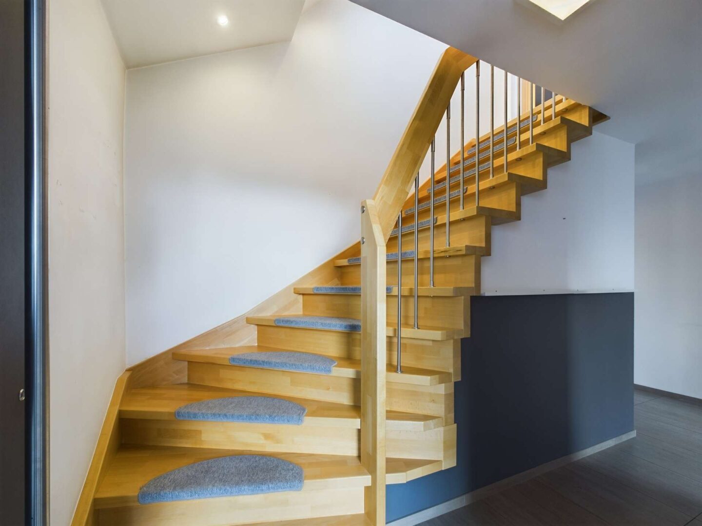 Treppe zum OG