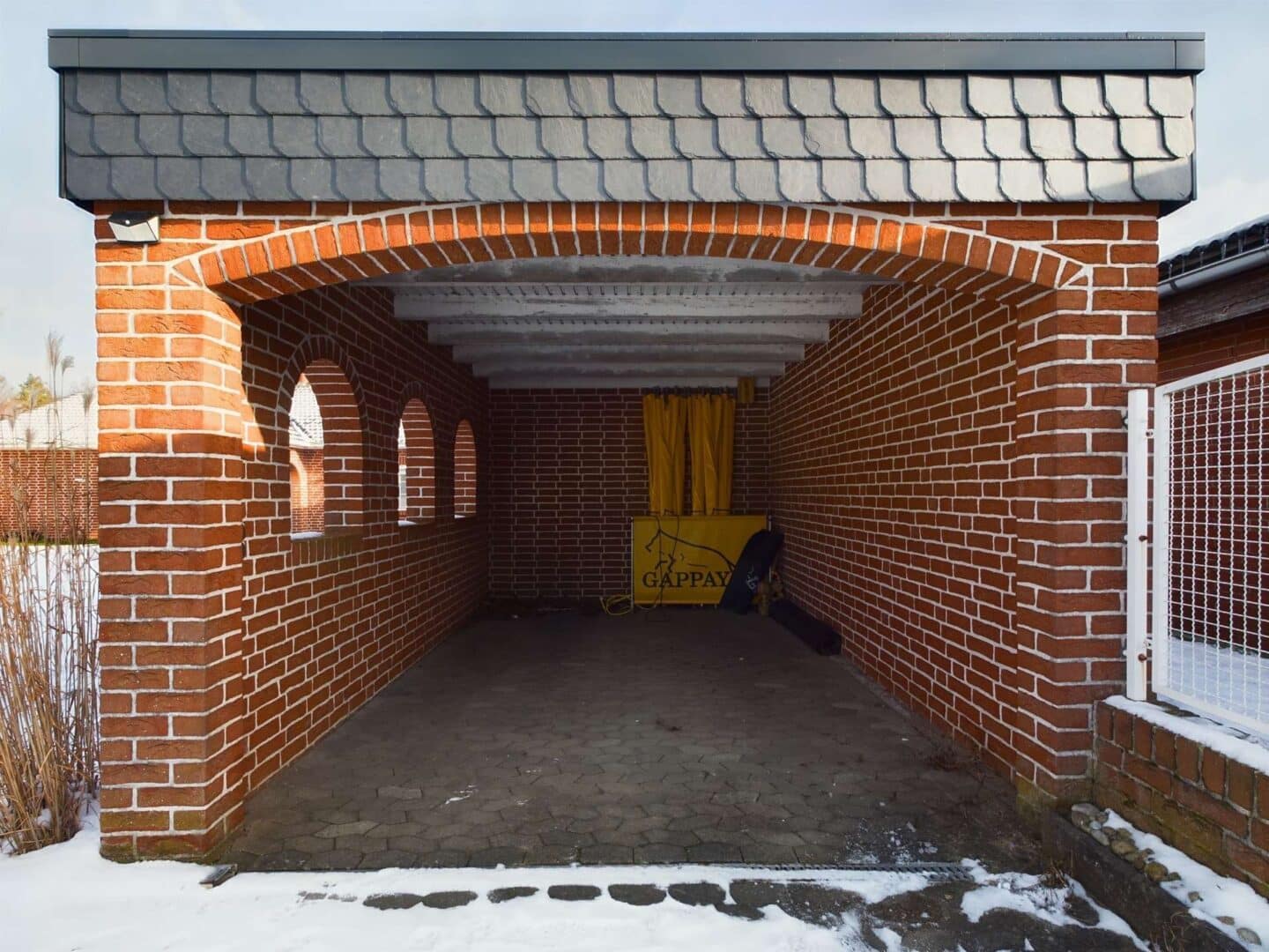 Carport massiv