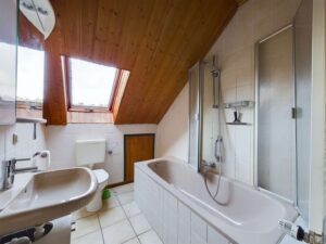 Badezimmer oben