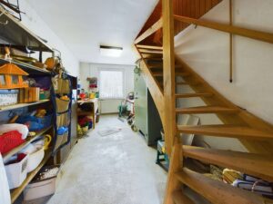 Abstellraum Garage