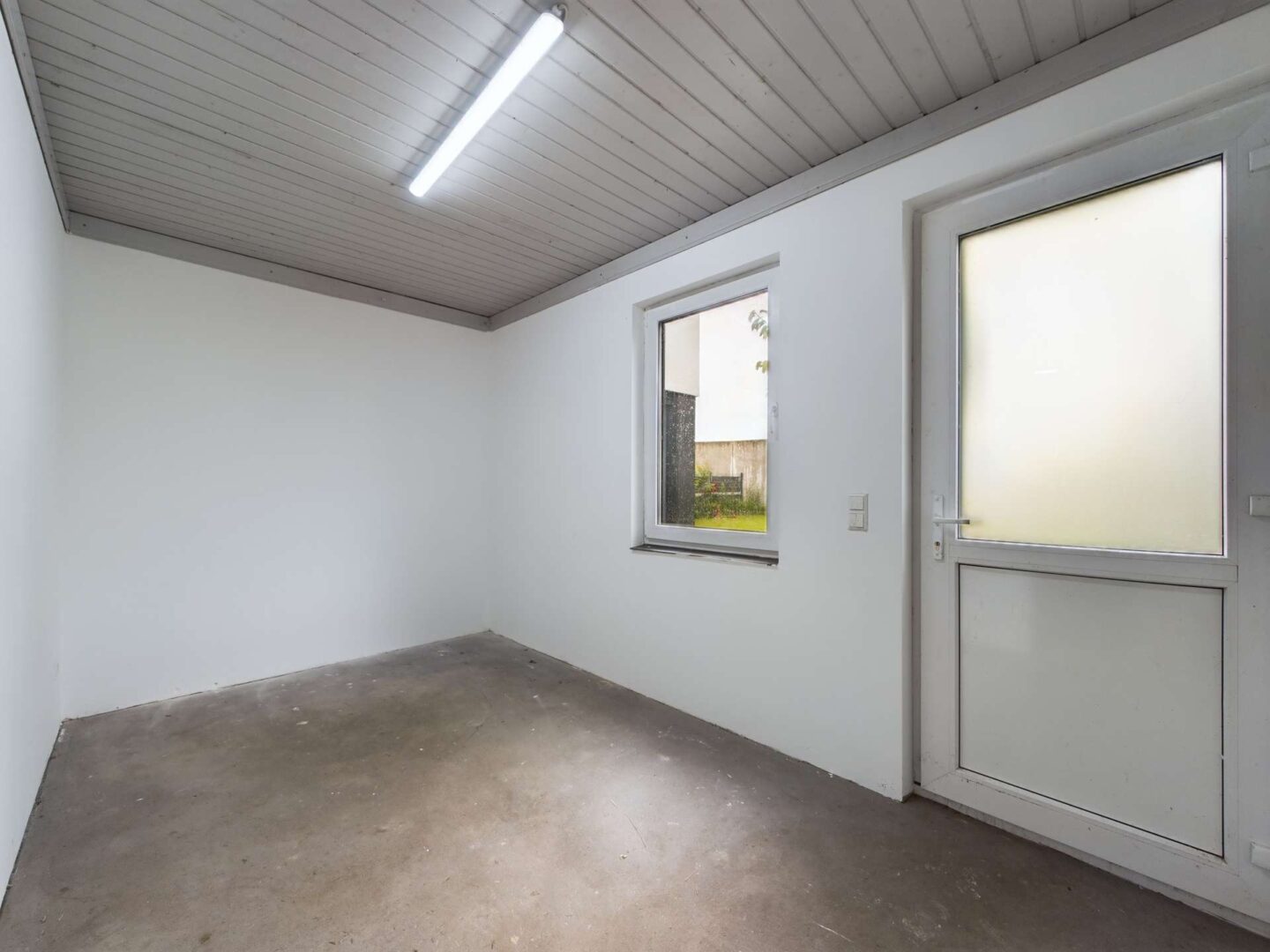 Abstellraum Garage