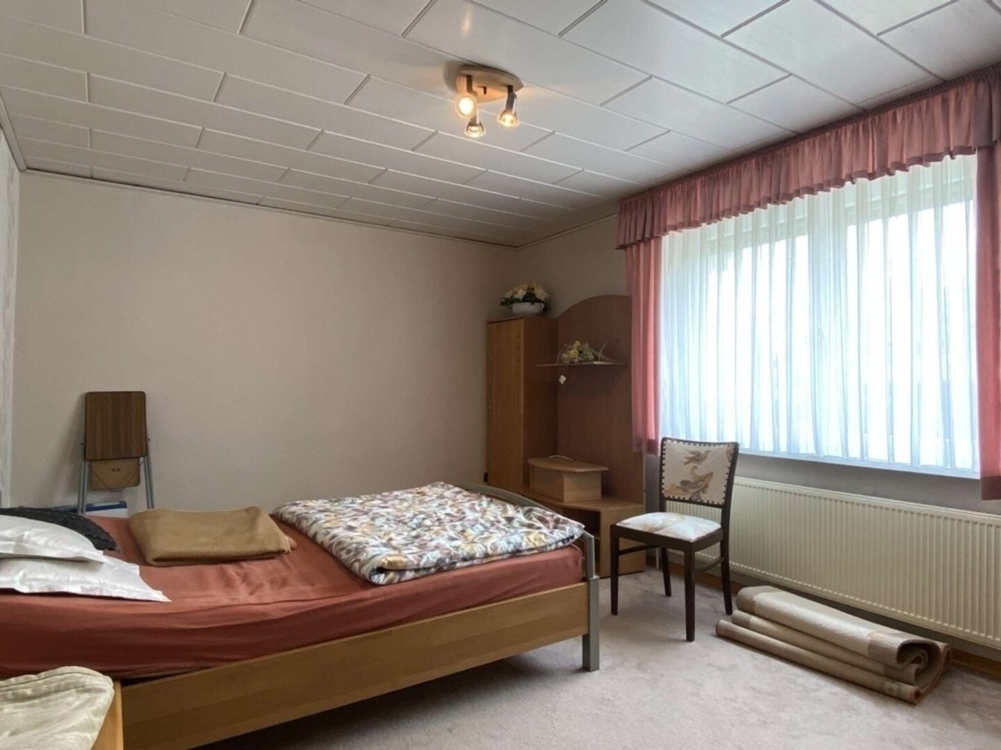 Zimmer 2 EG