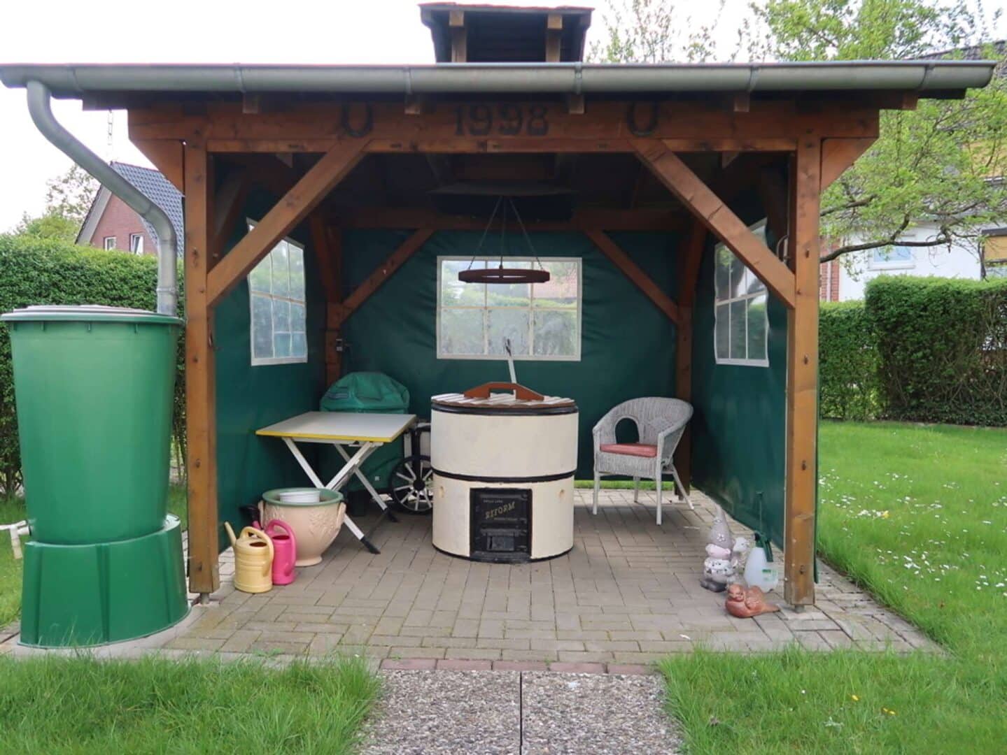 Grillecke im Waschzuber