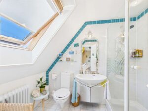 Badezimmer DG