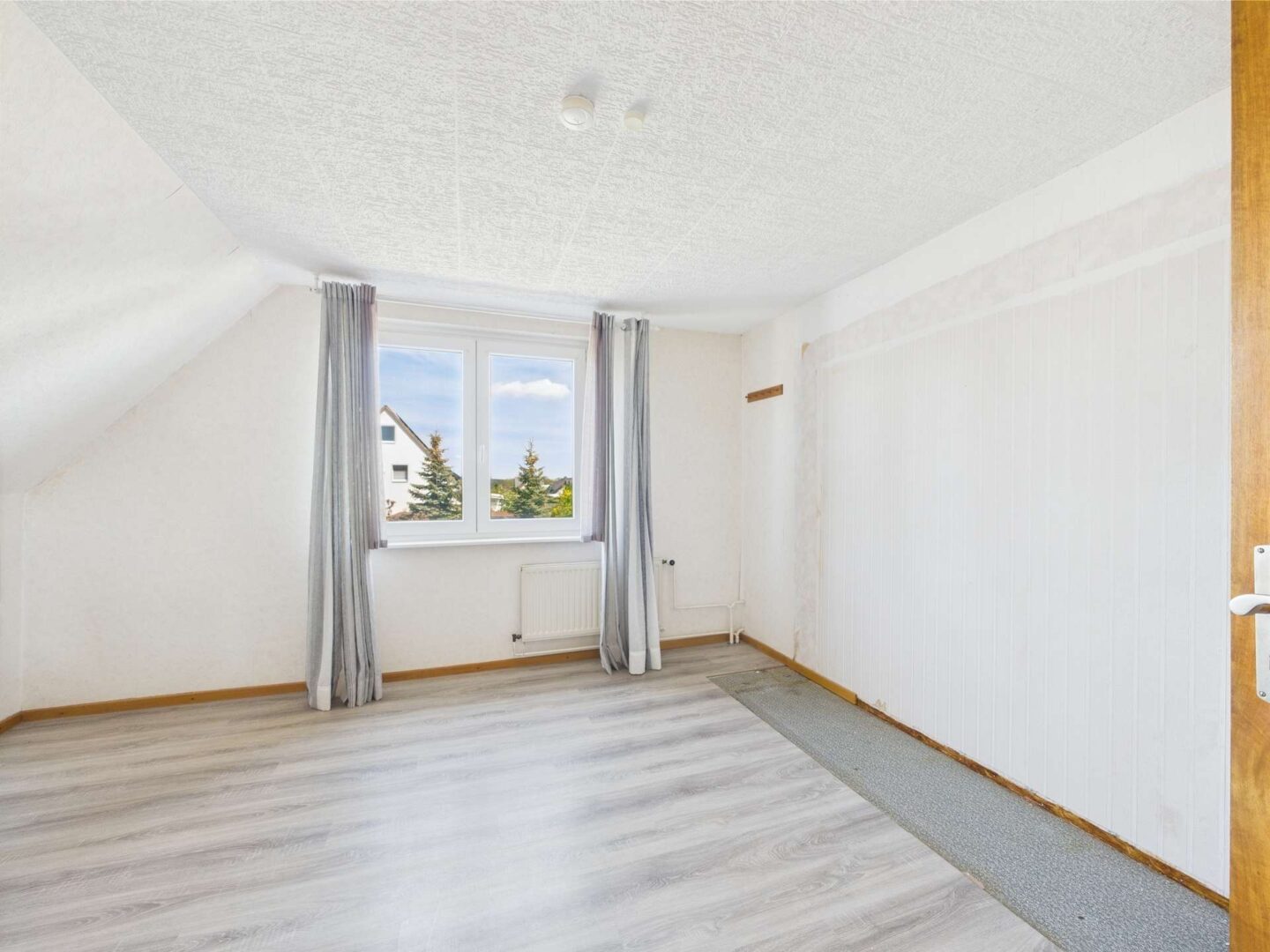 Zimmer 1