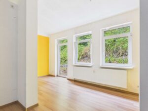 Wohnung rechts Zimmer 1