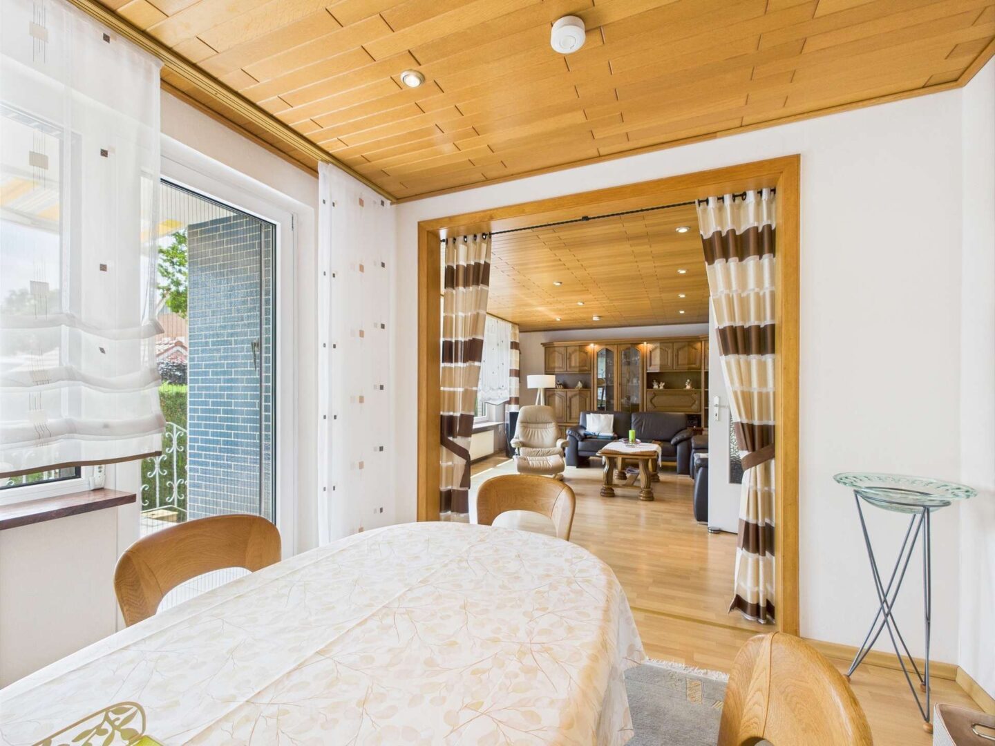 Wohn/- Esszimmer