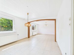 Wohn/- Esszimmer