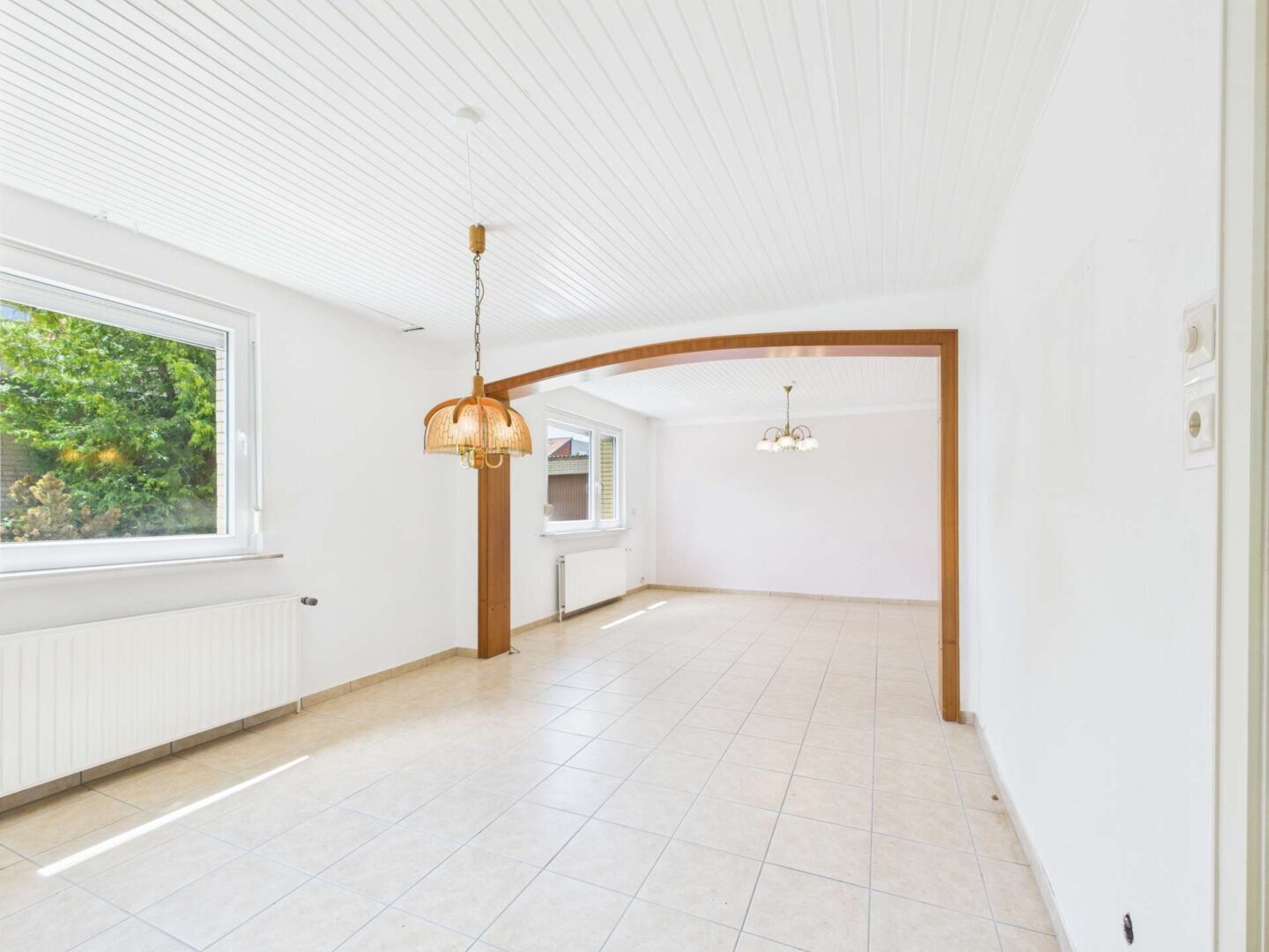 Wohn/- Esszimmer