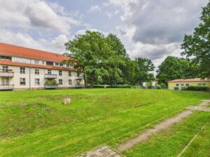 Balkon-Ausblich auf ruhige, grüne Bereiche