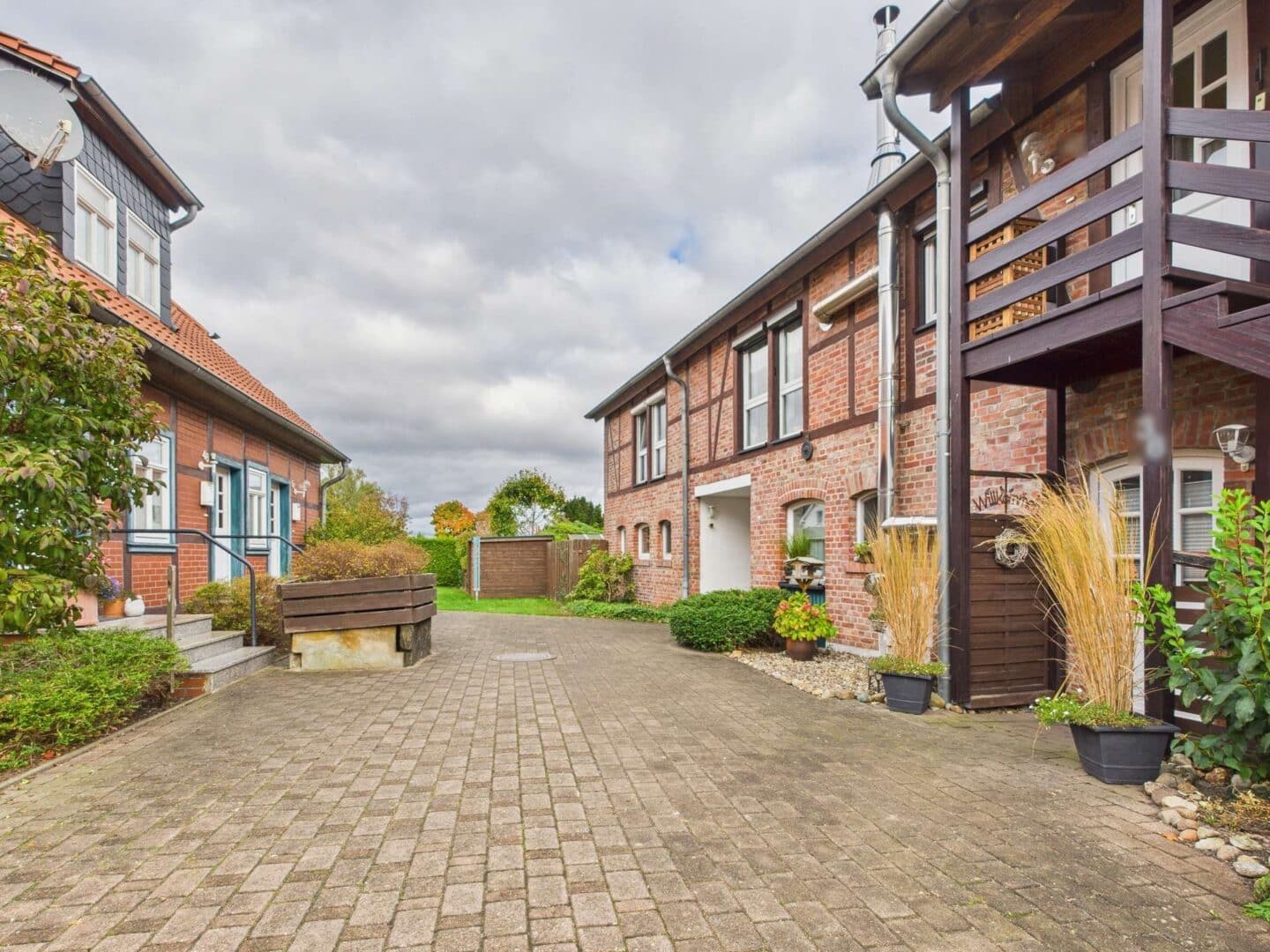 Innenhof Straßenansicht