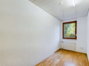 Ankleidezimmer oder Büro o. so (unten)