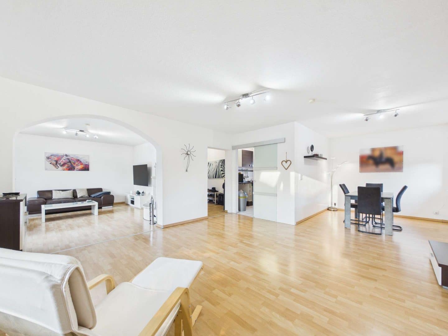 Wohn/-Esszimmer