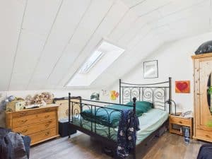 Schlafzimmer DG rechts