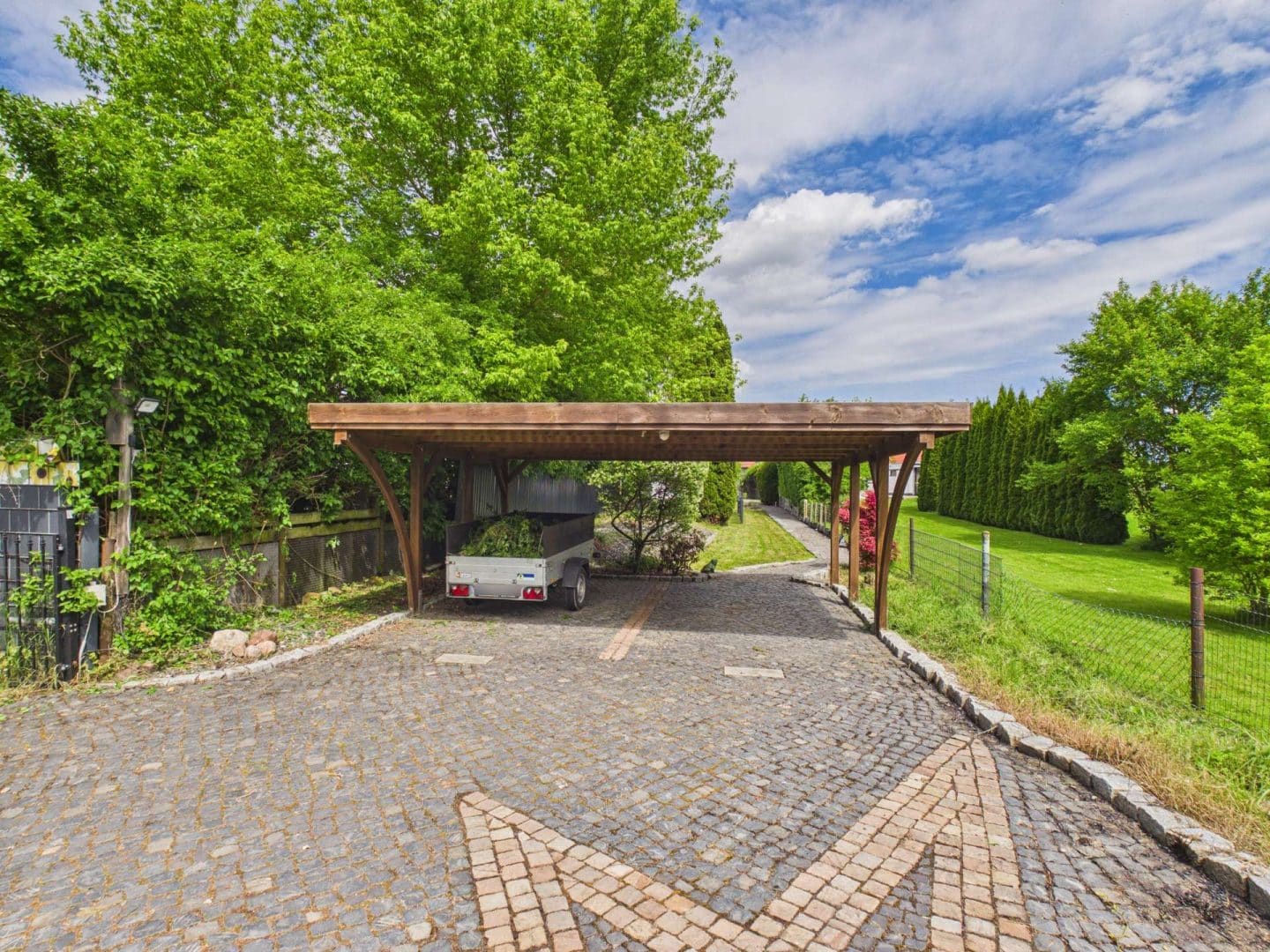 Carport