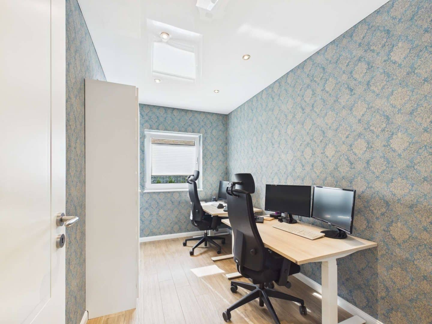 Büro