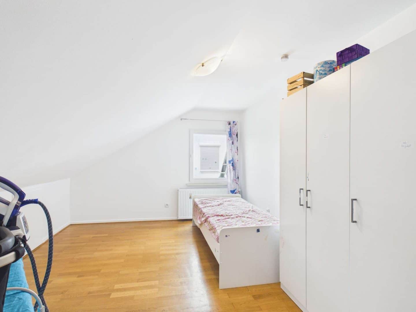 Zimmer 7 OG