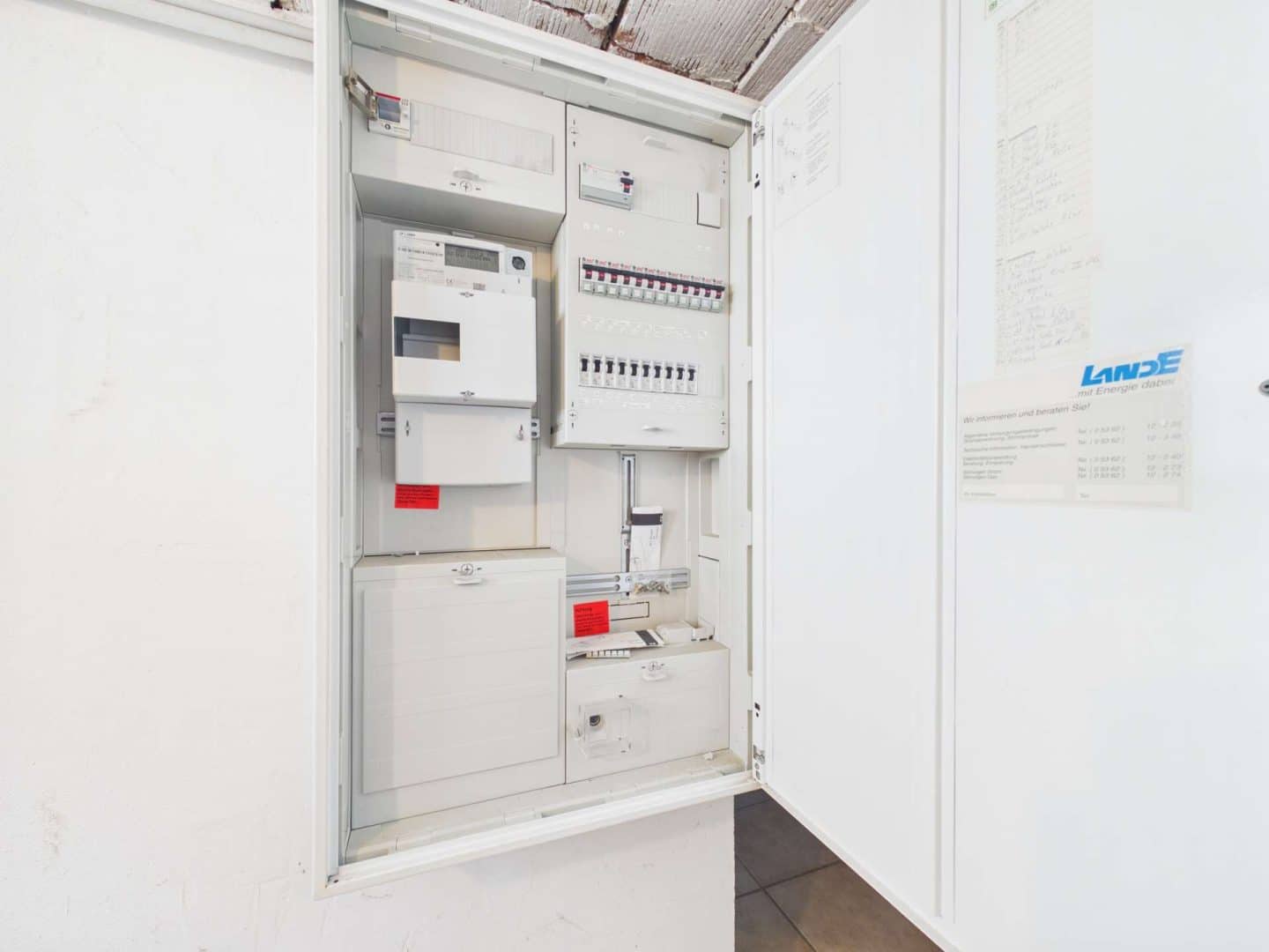 Elektrik 1993 erneuert