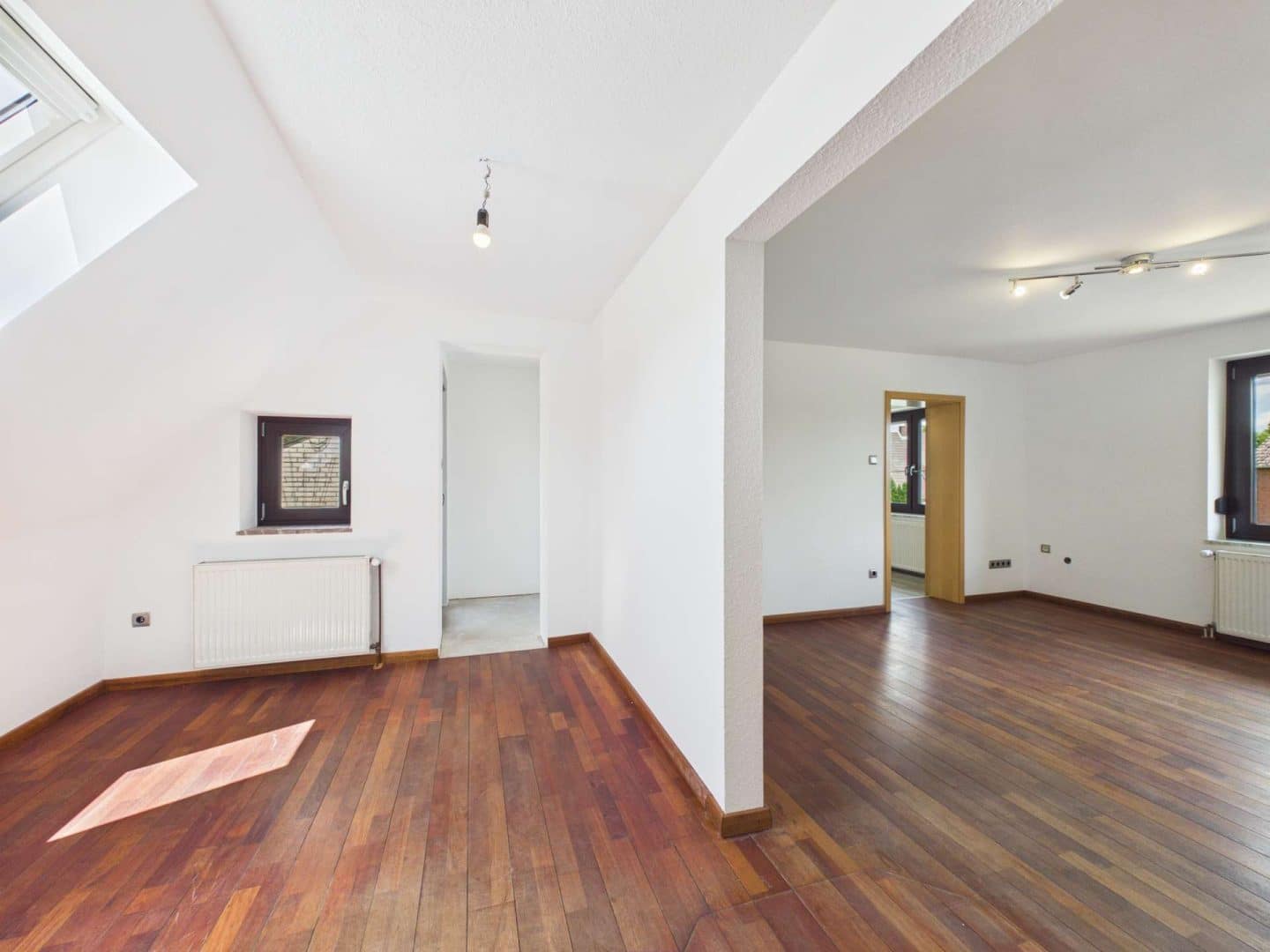 Wohn/-Esszimmer