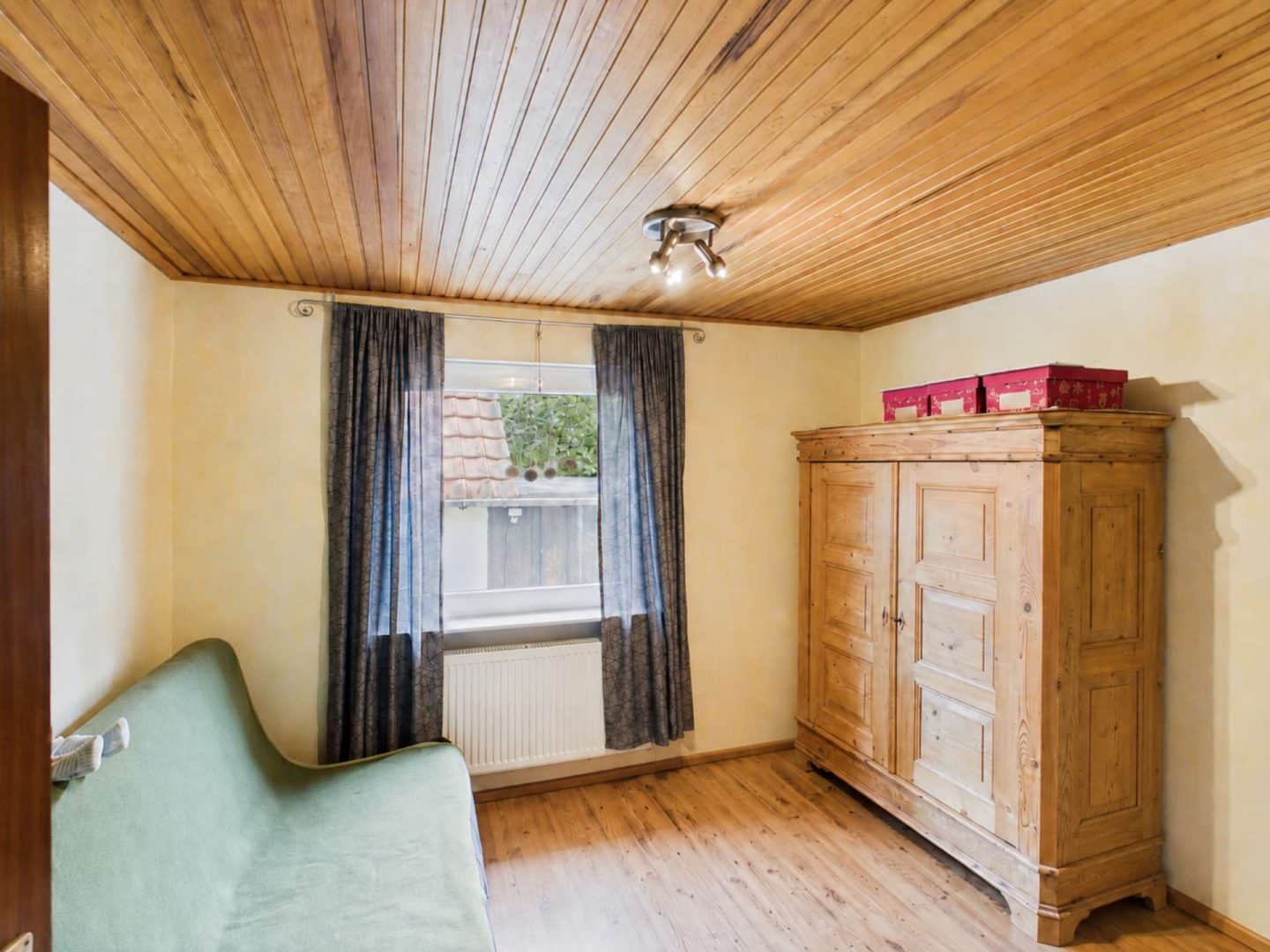 Zimmer 1