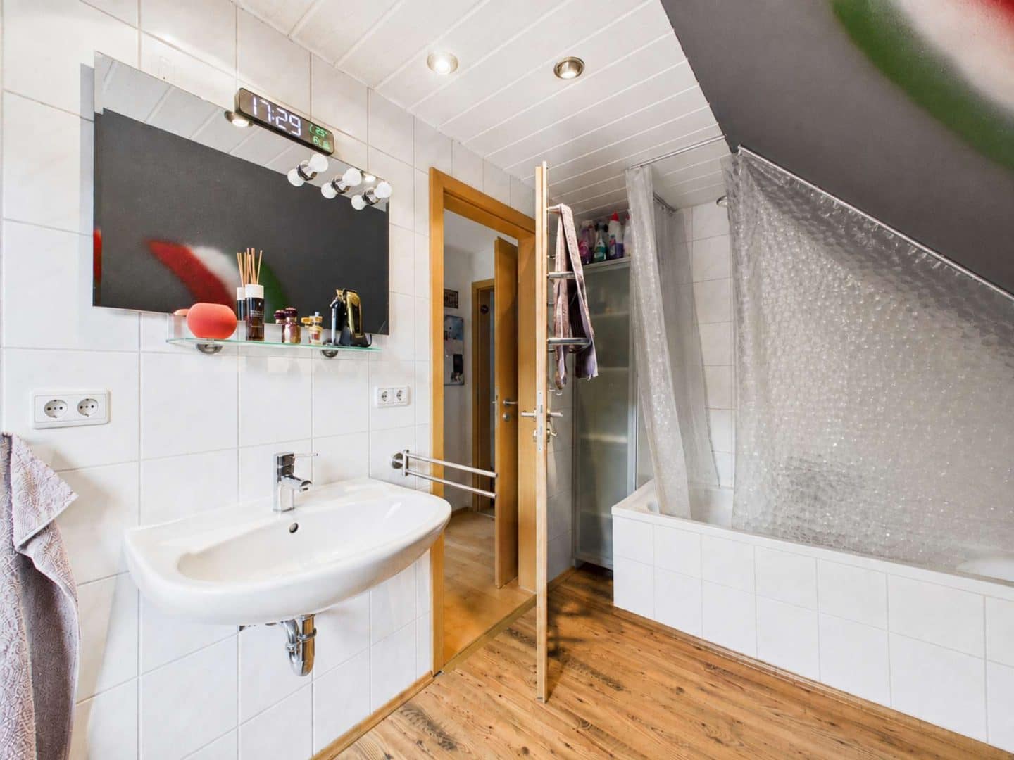 Badezimmer OG