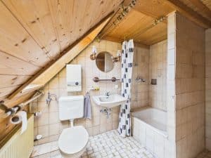 Badezimmer OG Nebenhaus