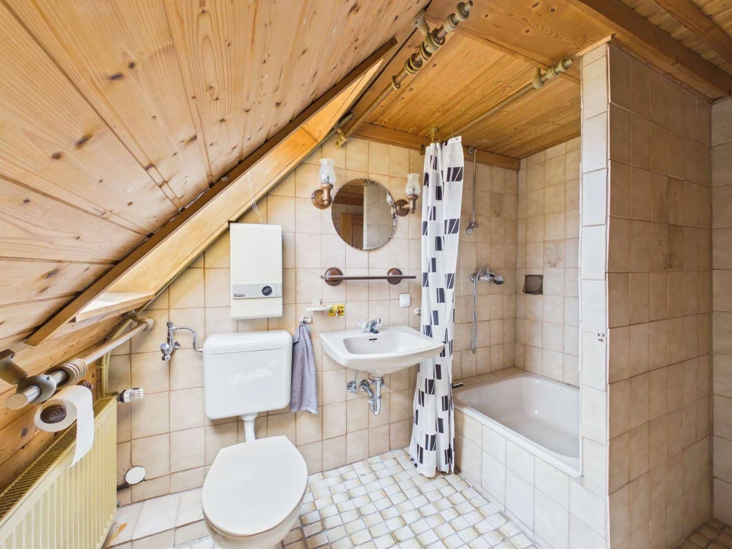 Badezimmer OG Nebenhaus