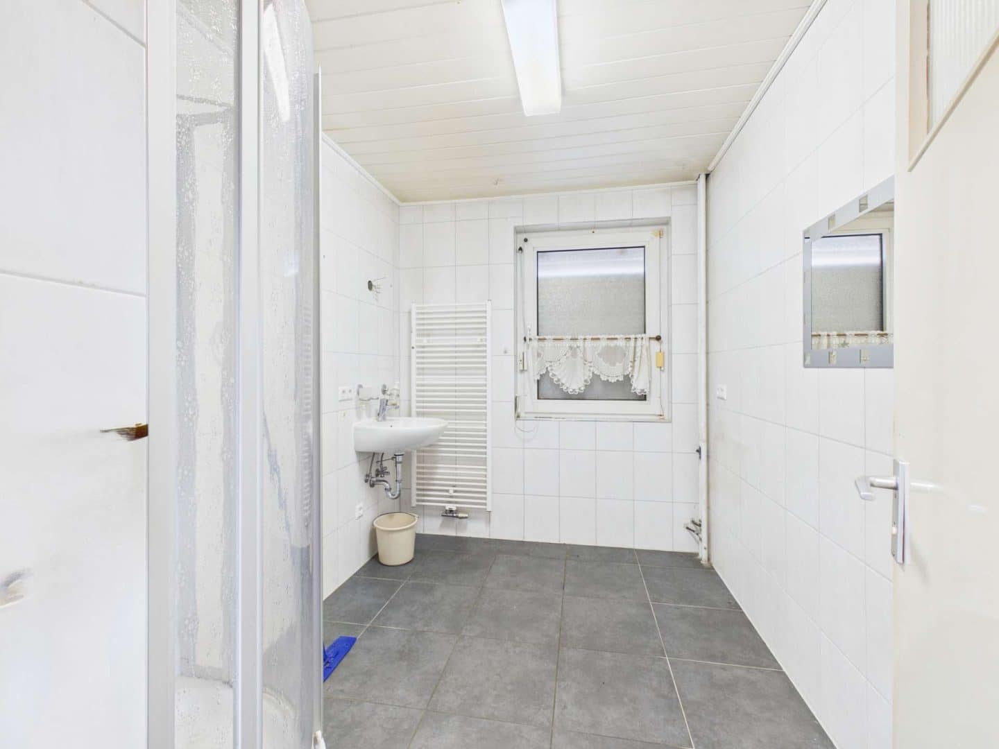 Badezimmer Erdgeschoss