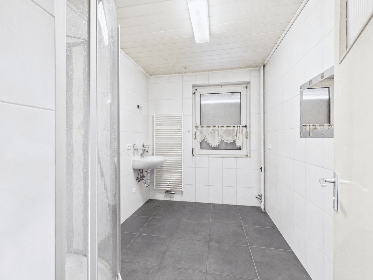 Badezimmer Erdgeschoss